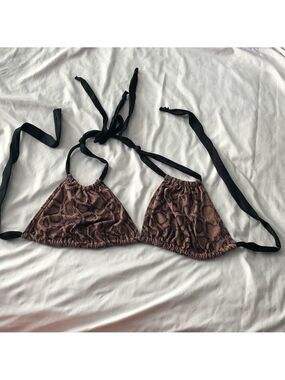 Plus size 3X/4X snake print bikini top